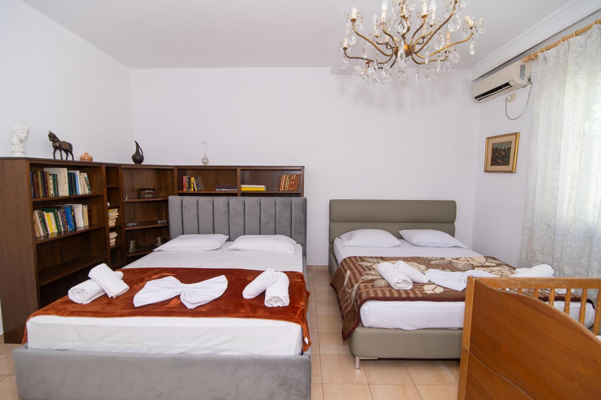 Vintage Blloku Apartament Tirana