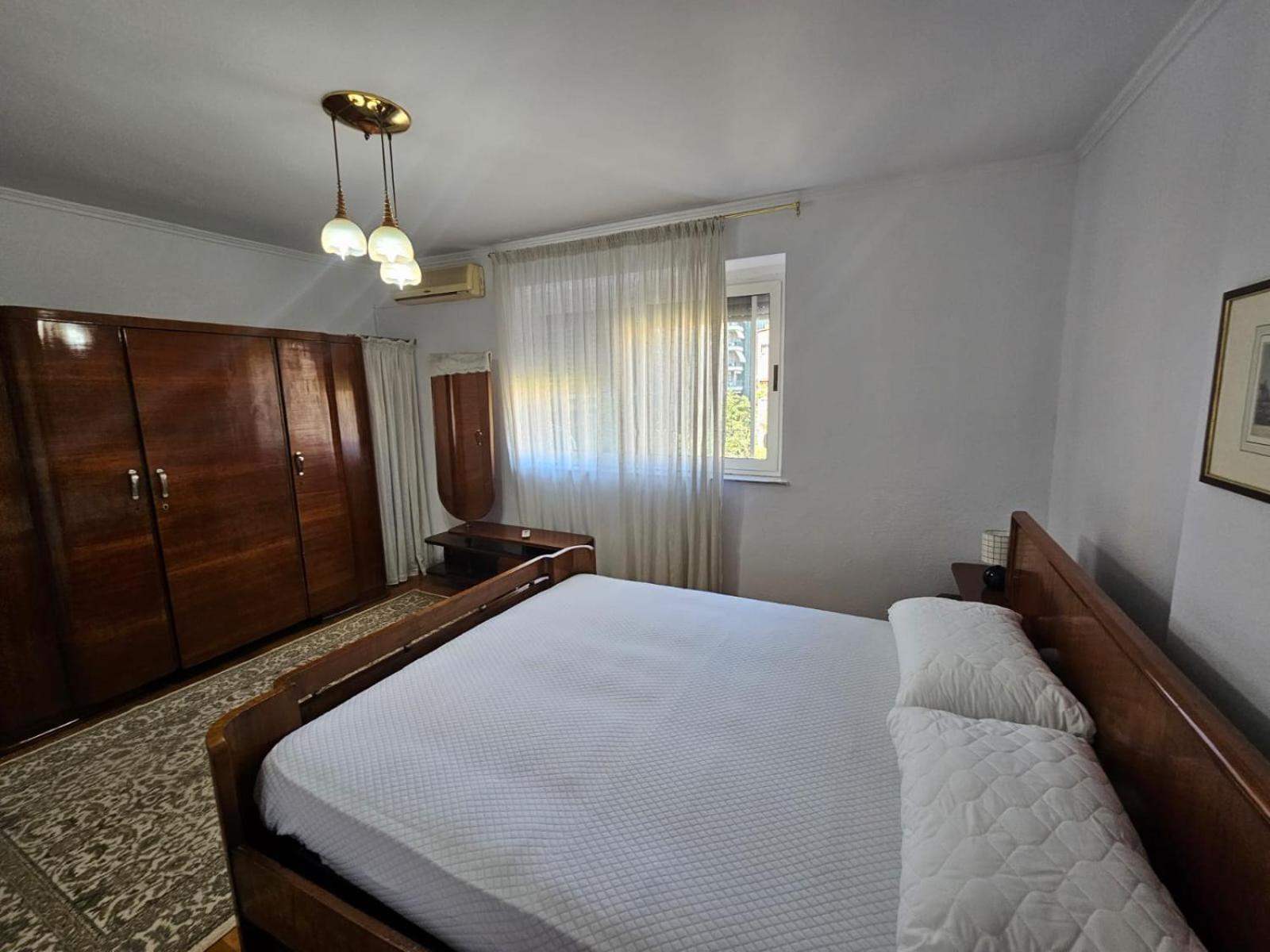 Vintage Blloku Apartament *
